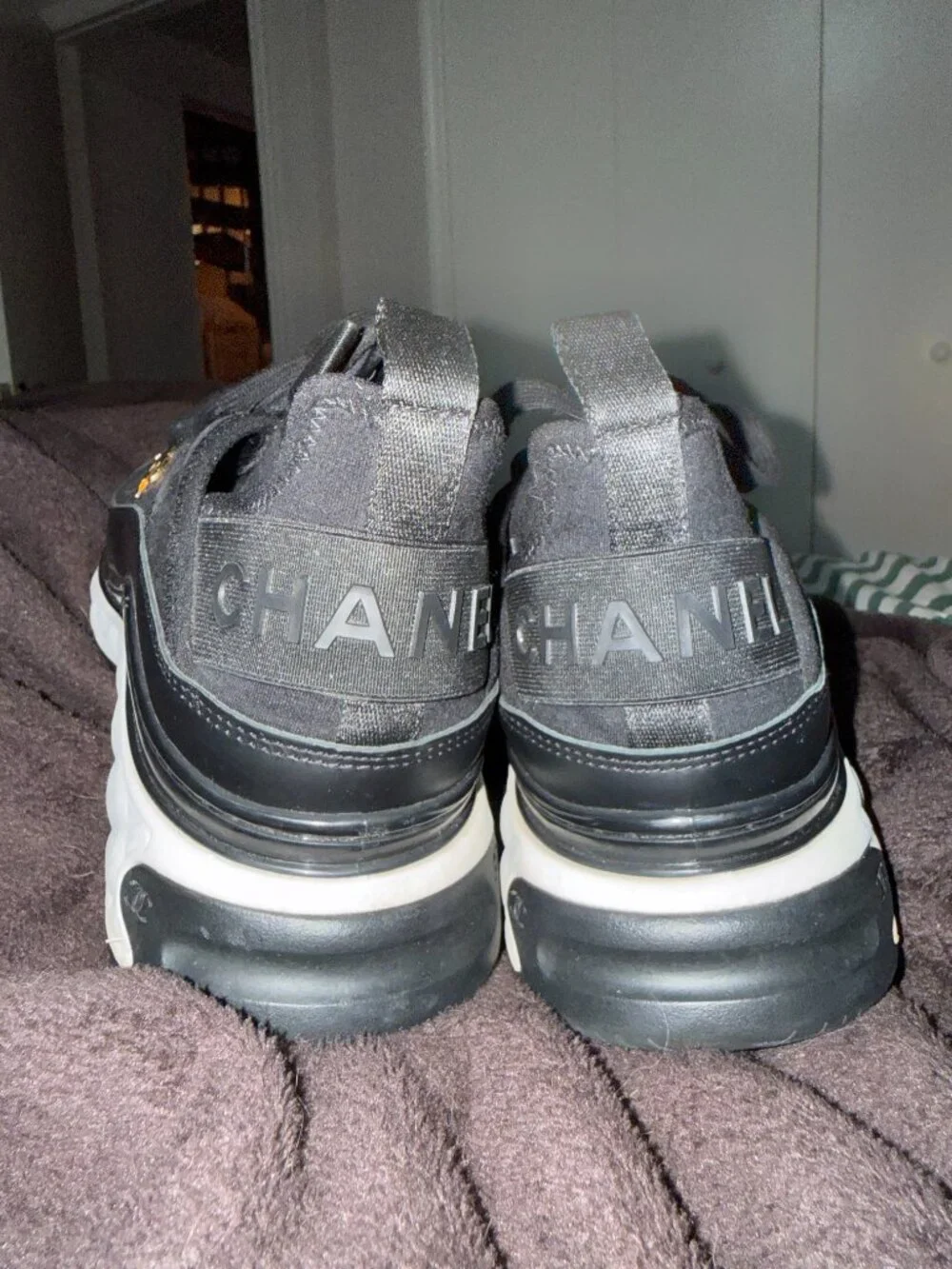 Chanel G35617 Black Gold CC Sneakers EU 38 Quilted Sole